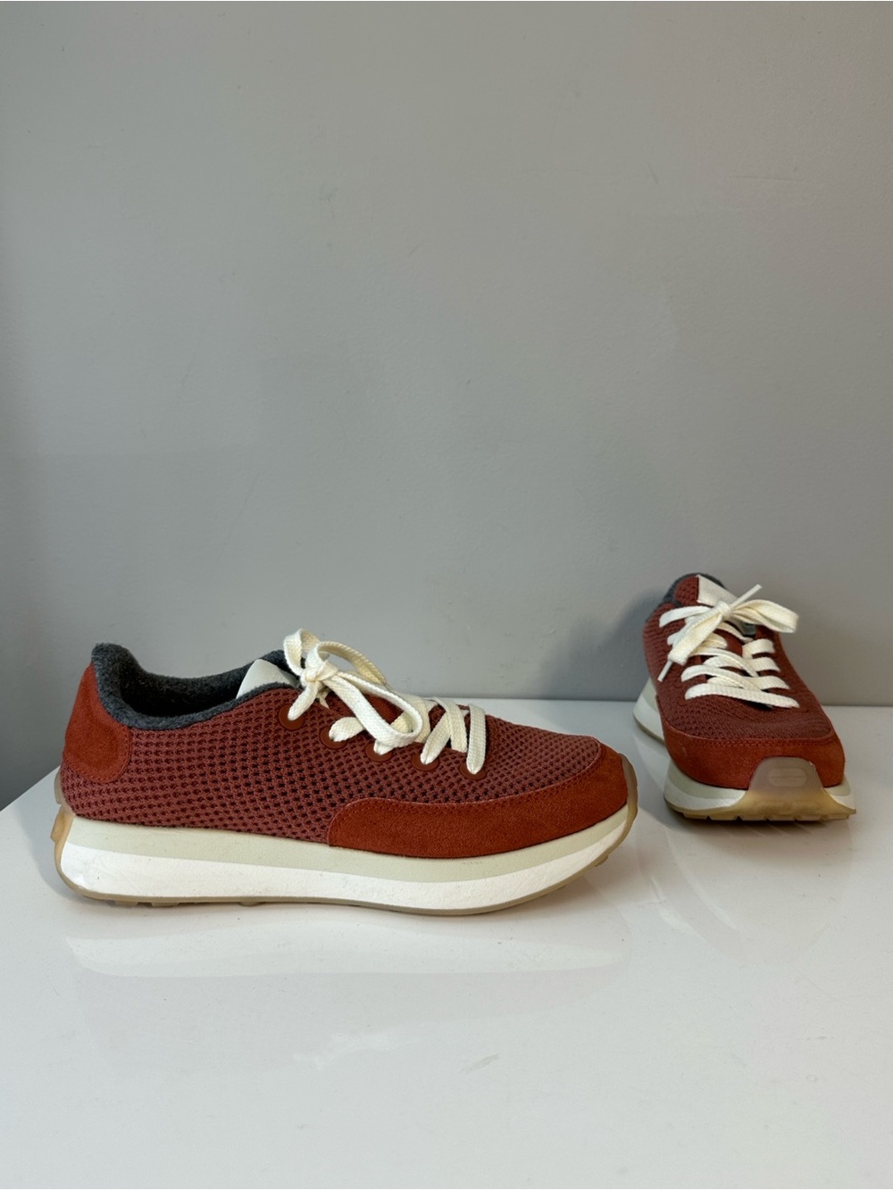 Allbirds Varsity Airy-Auburn Sneakers Size 9.5 Sporty